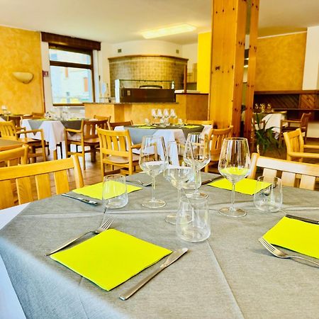 Bike & Bikers Hotel Restaurant アンペッツォ エクステリア 写真